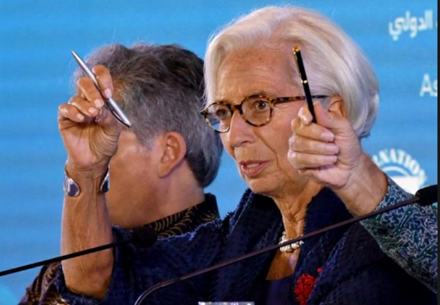 IMF forecasts gathering storm for global economy