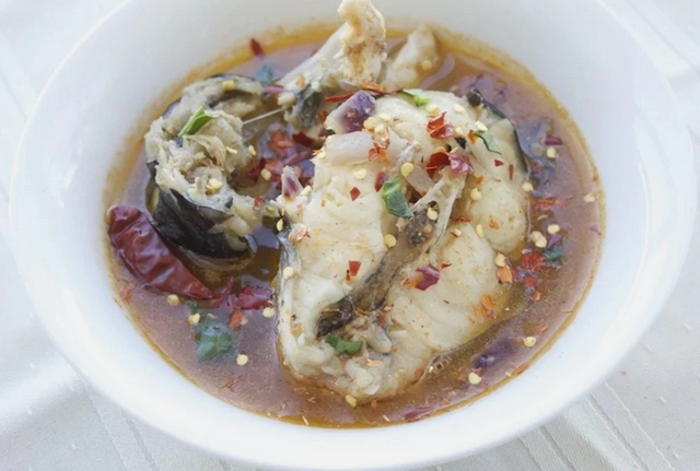 How to prepare white soup with Fish and Meat